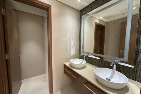 Vilë në Yas Island, Abu Dhabi, Emiratet e Bashkuara Arabe 5 dhoma gjumi, 581.1 m2. № 557424 - Foto 27