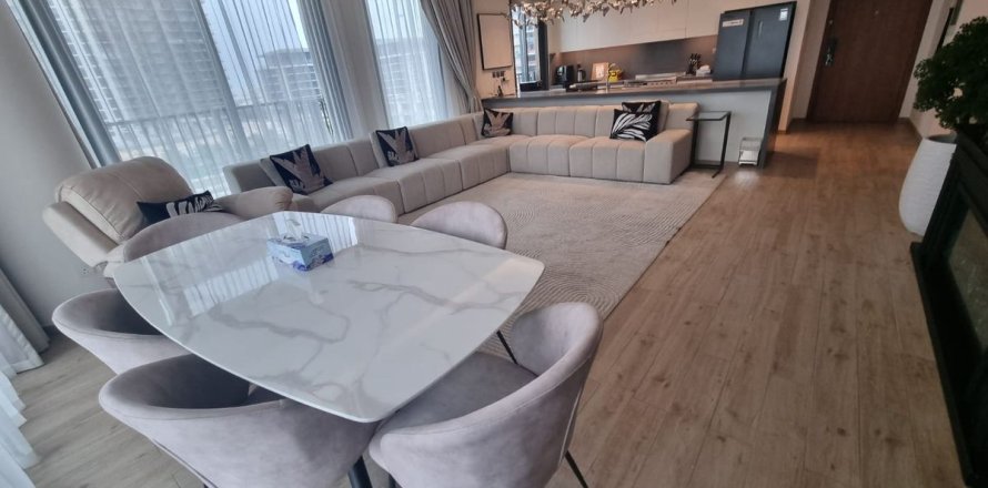 Apartman u gradu City Walk, Dubai, UAE 3 spavaće sobe, 201.4 m2 Br. 705653