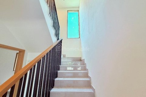Dubai Land, Dubai, BAE’de satılık sıra ev 4 yatak odası, 253 m² No 722826 - fotoğraf 14