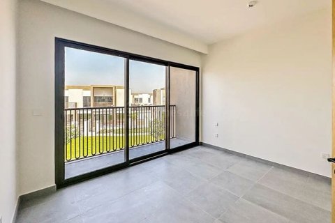 Dubai Land, Dubai, BAE’de satılık sıra ev 4 yatak odası, 253 m² No 722826 - fotoğraf 2
