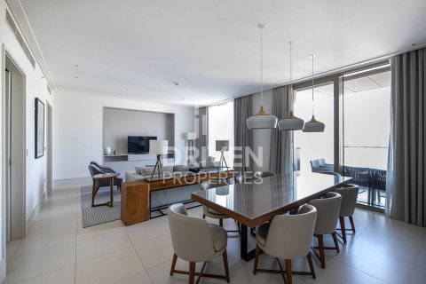 Apartment in Downtown Dubai (Downtown Burj Dubai), UAE 3 bedrooms, 184 sq.m. № 654966 - photo 4