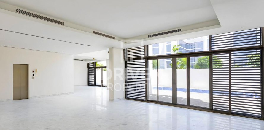 Βίλα σε Mohammed Bin Rashid City, Dubai, ΗΑΕ 5 υπνοδωμάτια, 790 τ.μ. Αρ. 655264