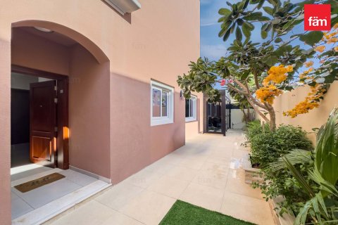 Casa urbana para venda em Dubai, EAU 4 quartos, 230.5 m2 № 692892 - foto 26