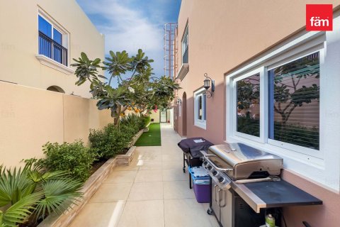 Casa urbana para venda em Dubai, EAU 4 quartos, 230.5 m2 № 692892 - foto 15