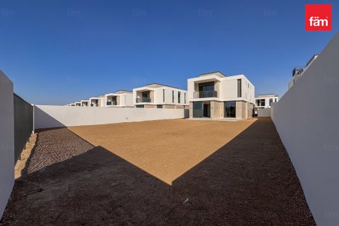 Зняти в оренду віллу в Дубай, ОАЕ 4 спальні, 683.7м2, № 692888 - фото 4