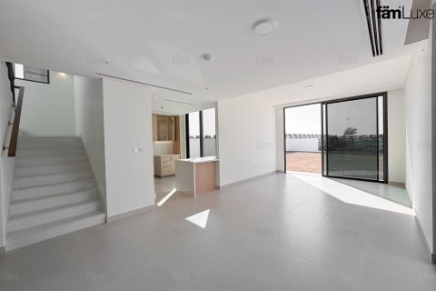 Villa til leje i Dubai, UAE 4 soveværelser, 683.8 kvm № 692888 - foto 2