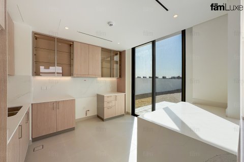 Villa til leje i Dubai, UAE 4 soveværelser, 683.8 kvm № 692888 - foto 4