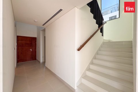 Зняти в оренду віллу в Дубай, ОАЕ 4 спальні, 683.7м2, № 692888 - фото 17