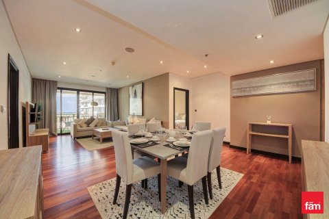 Appartamento in vendita a Palm Jumeirah, Dubai, EAU 2 camere da letto, 164.5 mq. № 692893 - foto 2