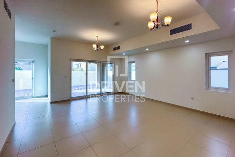 Villa in vendita a Dubai Land, Dubai, EAU 4 camere da letto, 400.04 mq. № 744042 - foto 3