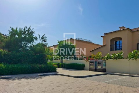 Villa in vendita a Dubai Land, Dubai, EAU 4 camere da letto, 400.04 mq. № 744042 - foto 17