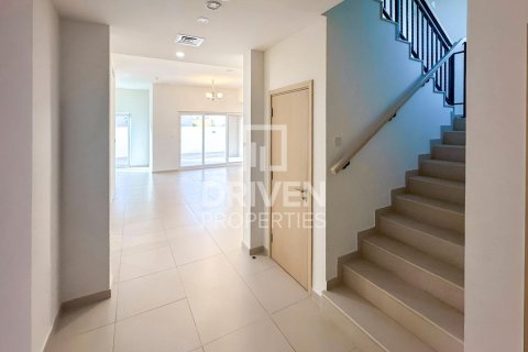 Villa in vendita a Dubai Land, Dubai, EAU 4 camere da letto, 400.04 mq. № 744042 - foto 9