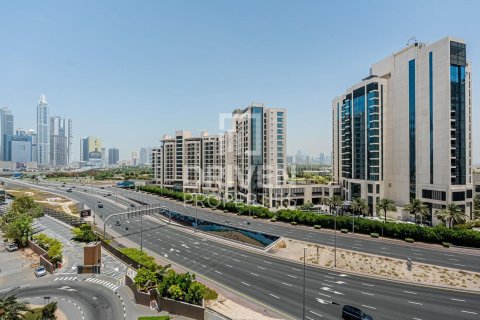 Jumeirah Lake Towers, Dubai, UAE의 판매용 아파트 침실 1개, 86.4제곱미터 번호 744040 - 사진 2