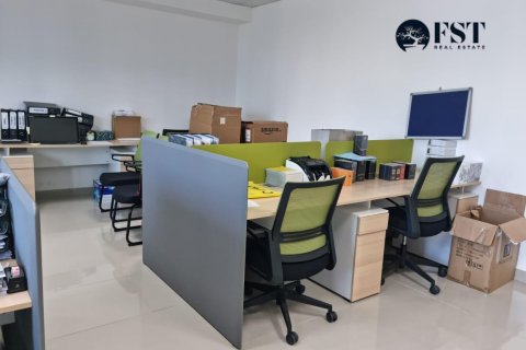 Escritório para arrendamento em Business Bay, Dubai, EAU 104.7 m2 № 554649 - foto 7