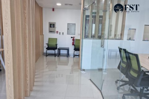 Escritório para arrendamento em Business Bay, Dubai, EAU 104.7 m2 № 554649 - foto 3