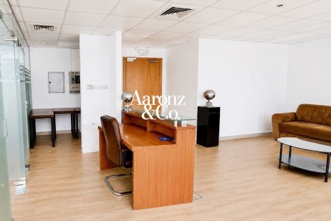 Oficiu de închiriat în Business Bay, Dubai, EAU 79 mp. №690766 - poză 6