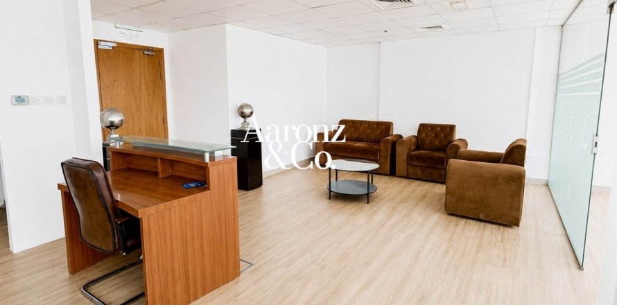 Oficiu în Business Bay, Dubai, EAU 79 mp.  №690766