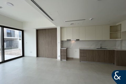 Vilă de închiriat în The Valley, Dubai, EAU 4 dormitoare, 258 mp. №668163 - poză 4