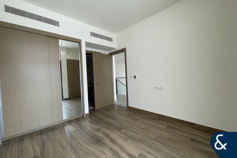 Villa til leie i Al Furjan, Dubai, Emiratene 4 soverom, 522 kvm Nr. 668164 - Foto 11