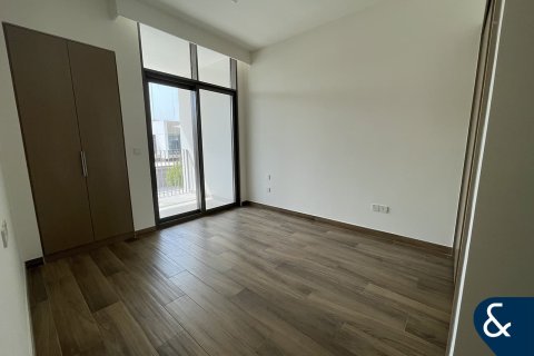 Villa til leie i Al Furjan, Dubai, Emiratene 4 soverom, 522 kvm Nr. 668164 - Foto 13