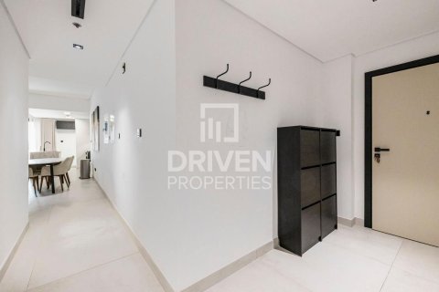 Apartamento en venta en Jumeirah Village Circle, Dubai, EAU 2 dormitorios, 154 m2 № 654010 - foto 15