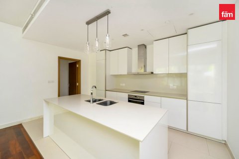 Apartment sa Al Wasl, Dubai, UAE 2 silid-tulugan, 187.6 sq.m. № 578215 - larawan 5