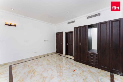 Vilë në Dubai, Emiratet e Bashkuara Arabe 4 dhoma gjumi, 527.4 m2. № 578214 - Foto 18