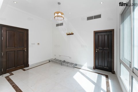 Вилла Дубай, БАӘ-да 4 жатын бөлмелер, 527.4 м² № 578214 - фото 12