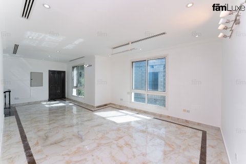 Вилла Дубай, БАӘ-да 4 жатын бөлмелер, 527.4 м² № 578214 - фото 6