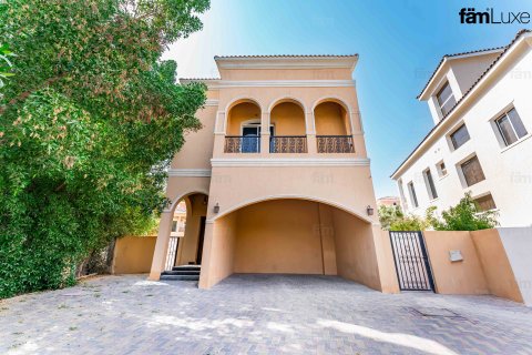 Вилла Дубай, БАӘ-да 4 жатын бөлмелер, 527.4 м² № 578214 - фото 28