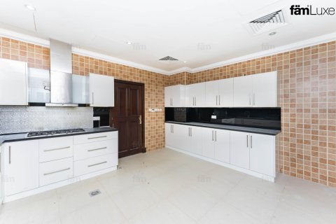 Вилла Дубай, БАӘ-да 4 жатын бөлмелер, 527.4 м² № 578214 - фото 15