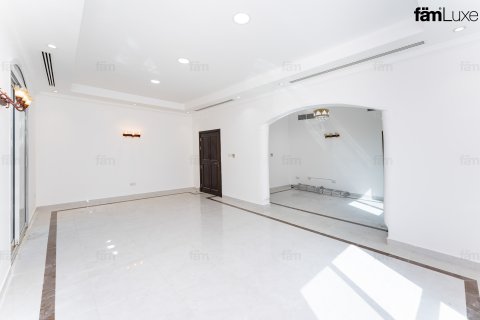 Вилла Дубай, БАӘ-да 4 жатын бөлмелер, 527.4 м² № 578214 - фото 25