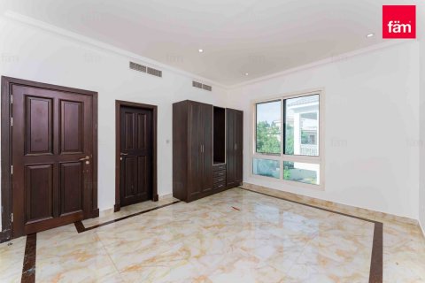 Vilë në Dubai, Emiratet e Bashkuara Arabe 4 dhoma gjumi, 527.4 m2. № 578214 - Foto 19