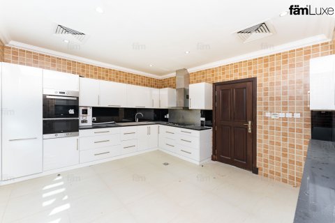 Вилла Дубай, БАӘ-да 4 жатын бөлмелер, 527.4 м² № 578214 - фото 24