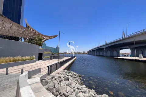 Apartment til salg i Al Jaddaf, Dubai, UAE 2 soveværelser, 87 kvm № 658229 - foto 2