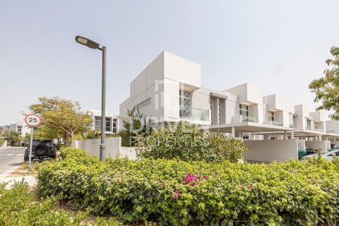 Villa itt: Mudon, Dubai, EAE, 3 hálószoba, 181 m², azonosító: 684428 - fénykép 22