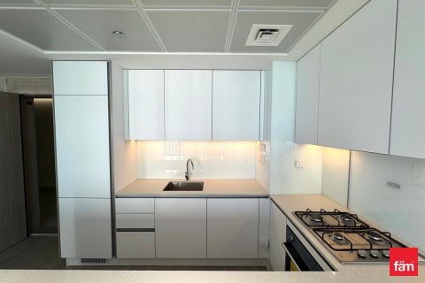 Lägenhet till försäljning i Dubai, UAE 1 sovrum, 79 kvm Nr. 646867 - fotografi 16