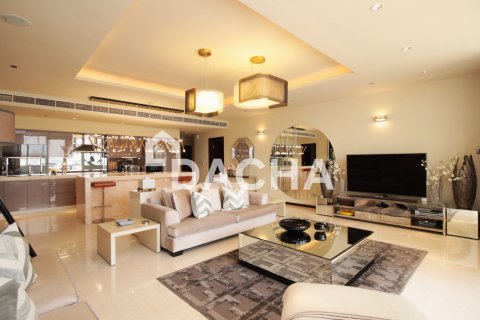 Palm Jumeirah, Dubai, संयुक्त अरब अमीरात में अपार्टमेंट, 3 बेडरूम, 223 वर्ग मीटर, संख्या 706499 - फ़ोटो 2