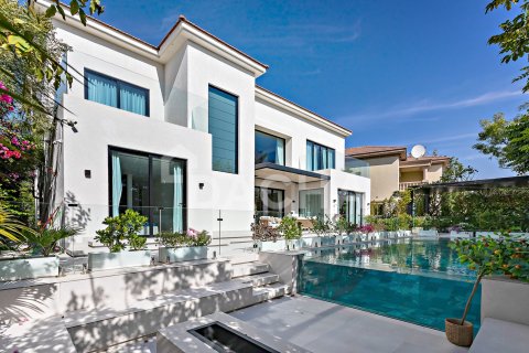 Вилла Jumeirah Islands, Дубай, БАӘ-да 5 жатын бөлмелер, 557 м² № 706502