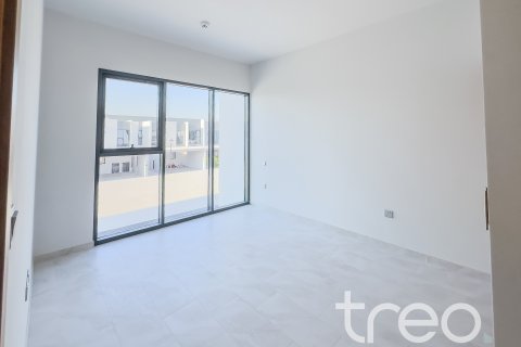 Városi lakóépület itt: Dubai Land, Dubai, EAE, 4 hálószoba, 216.37 m², azonosító: 753794 - fénykép 5
