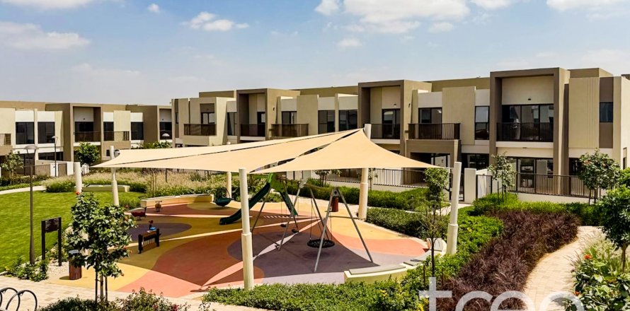 Radový dom v Dubai Land, Dubai, SAE 3 spálne, 184.51 m2 č. 753797
