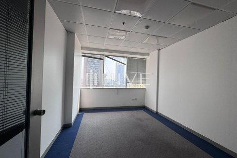 Zyrë në Sheikh Zayed Road, Dubai, Emiratet e Bashkuara Arabe 179.6 m2. № 566644 - Foto 7