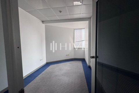 Zyrë në Sheikh Zayed Road, Dubai, Emiratet e Bashkuara Arabe 179.6 m2. № 566644 - Foto 2