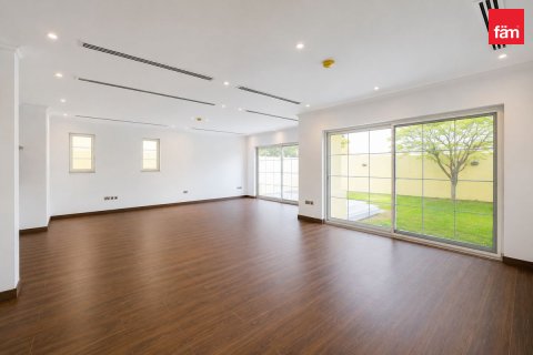 Vila u gradu Jumeirah Park, Dubai, UAE 4 spavaće sobe, 524.9 m2 Br. 753346 - Slika 2