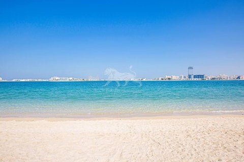 Apartment in Palm Jumeirah, Dubai, UAE 1 bedroom, 103.8 sq.m. № 584043 - photo 25