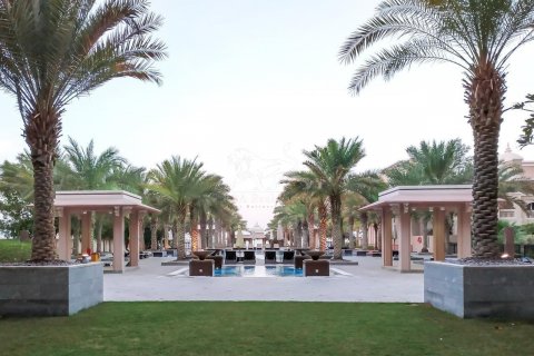 Apartment in Palm Jumeirah, Dubai, UAE 1 bedroom, 103.8 sq.m. № 584043 - photo 6