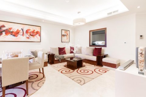 Apartment in Palm Jumeirah, Dubai, UAE 1 bedroom, 103.8 sq.m. № 584043 - photo 11