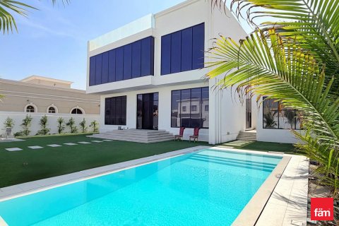 Βίλα σε Al Barsha, Dubai, ΗΑΕ 5 υπνοδωμάτια, 891.6 τ.μ. Αρ. 601476 - φωτογραφία 1