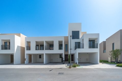 Adosado en venta en Arabian Ranches 3, Dubai, EAU 4 dormitorios, 235 m2 № 740653 - foto 12
