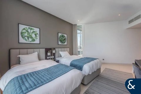 Apartman u gradu Business Bay, Dubai, UAE 2 spavaće sobe, 131 m2 Br. 667648 - Slika 5